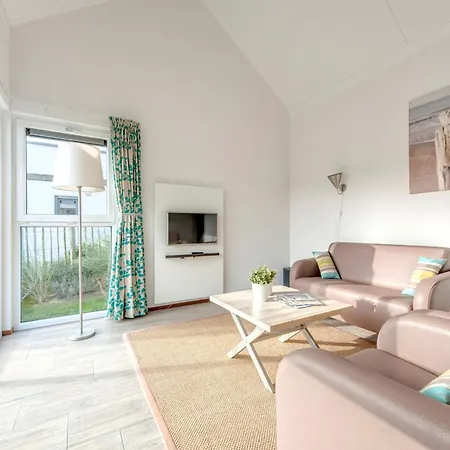 Detached, Single-storey Just Steps From The Sea 度假居 奥德多普